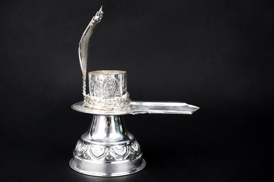 Yoni base in Pure Silver - XII