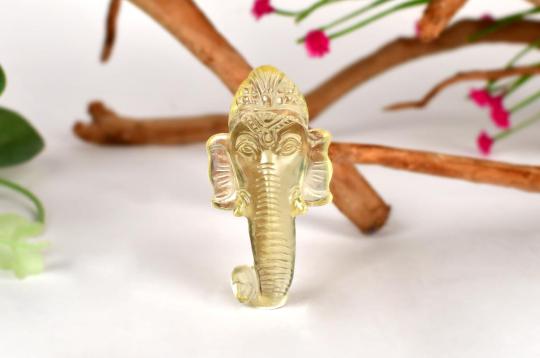 Ganesha Face in Lemon Topaz - 116.85 carat - Right Trunk