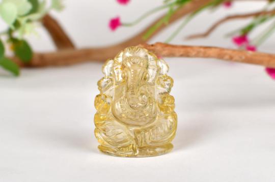 Ganesha in Lemon Topaz - 139 carat
