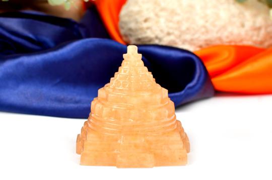 Yellow Jade Shree Yantra - 178 gms