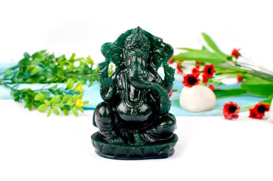 Ganesha in Green Aventurine - 638 gms