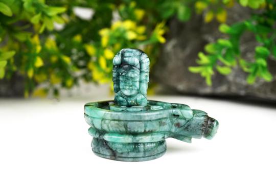 Emerald Pashupatinath  Shivlinga - 607 carats