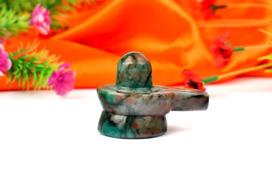 Emerald Shivlinga - 257.80 carats