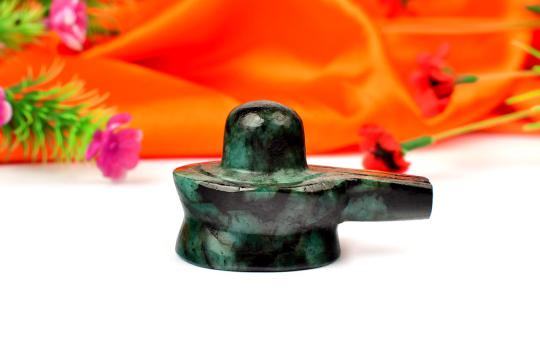 Emerald Shivlinga - 338.95 carats
