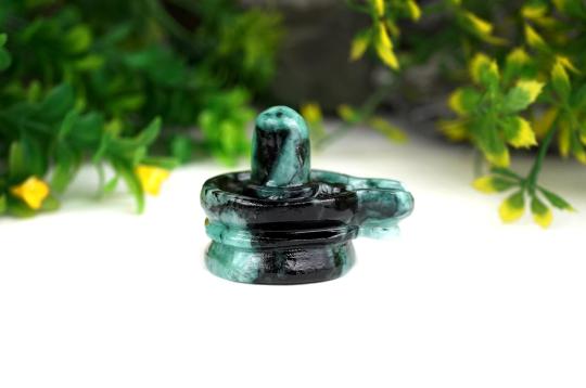 Emerald Shivlinga - 342.70 carats
