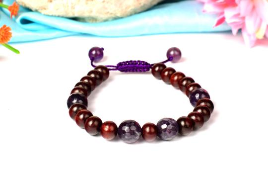 Red Sandalwood and Amethyst Bracelet
