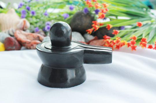 Shivlinga in Black Jade - 148 gms