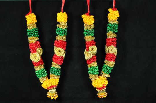 Deity Garlands Medium - Set of 2 - Design IV