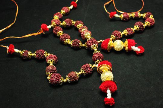 Deity Garlands Medium - Set of 2 - Design VIII
