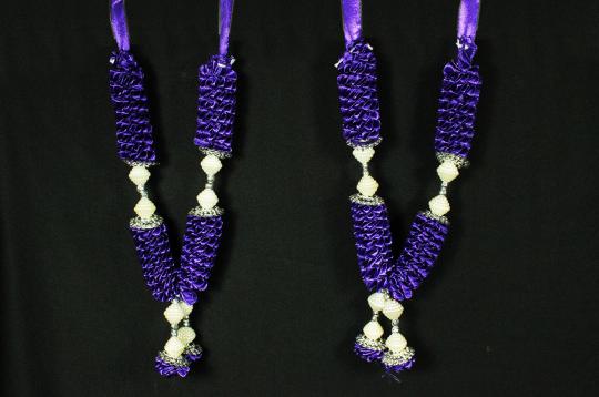 Deity Garlands Medium - Set of 2 - Design XII