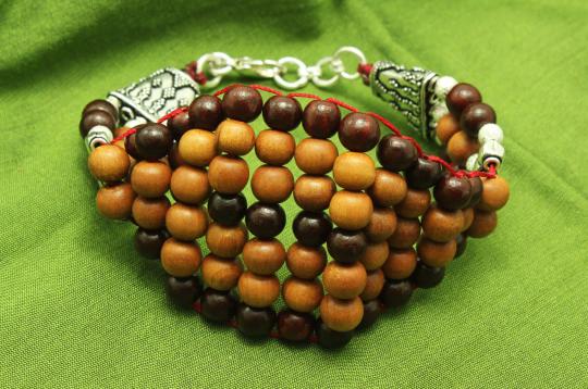 Red and white Sandalwood Multi Beads Bracelet - 8mm - Design I