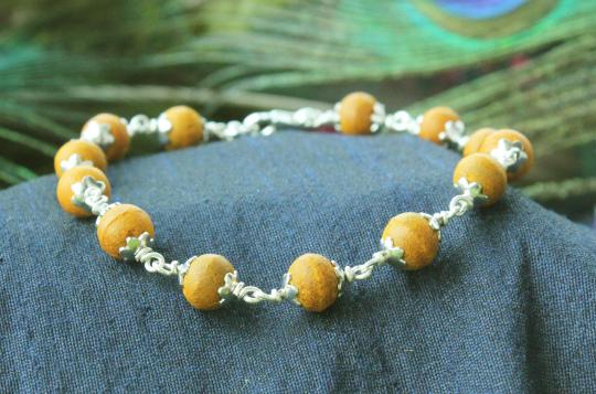 Turmeric Bead Bracelet in sliver wire