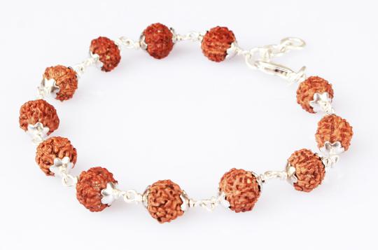 7 mukhi bracelet in silver caps