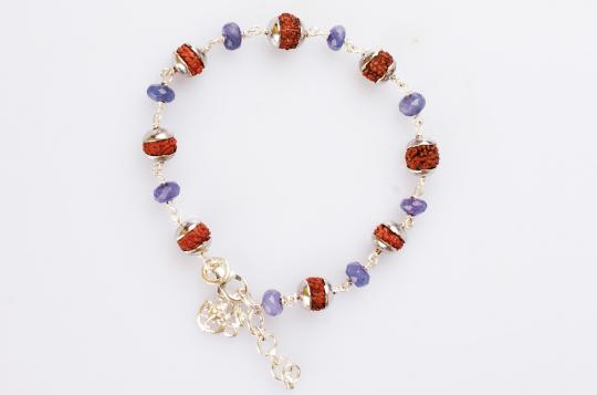 7 Mukhi with Blue Sapphire bracelet in silver caps