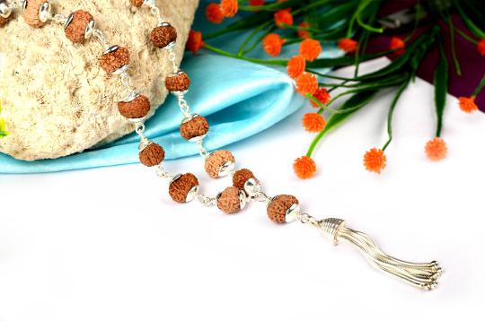 Kamadeva mala in silver caps - I