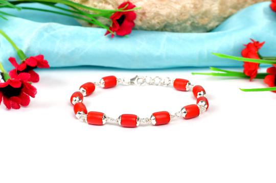 Cylindrical Coral Bracelet in pure silver flower caps - I