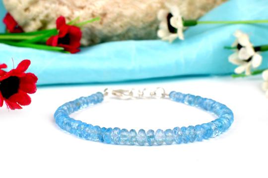 Blue Topaz Faceted Button Shaped Beads Bracelet