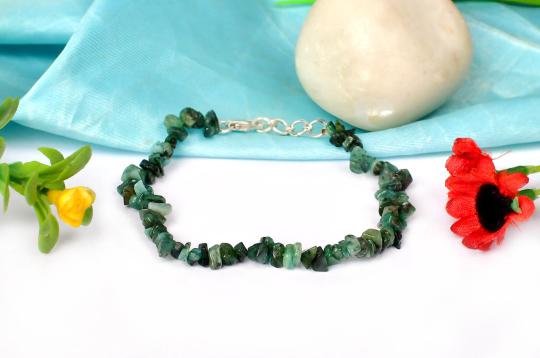 Emerald Uncut Beads Bracelet