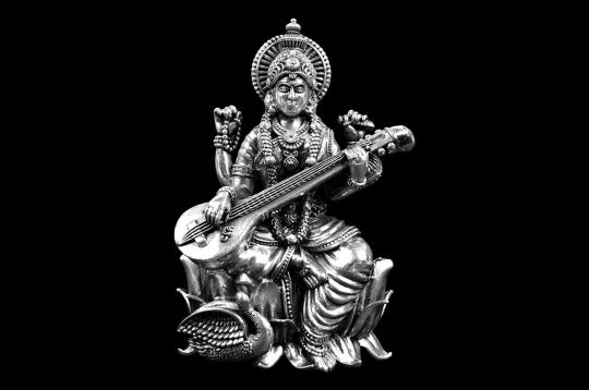 Saraswati idol (925 Sterling Silver)