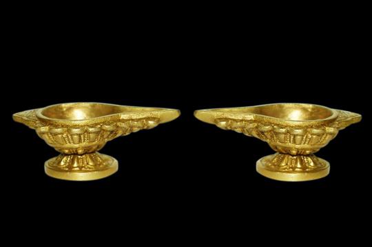Diya in Brass - Set of 2 - Design II
