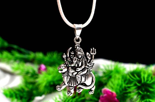 Durga Locket in pure silver - Design XV