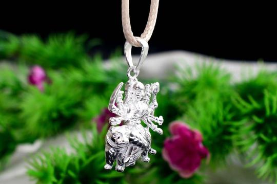 Durga Locket in pure silver - Design XVII
