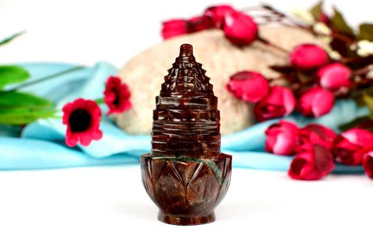 Gomedh shree yantra on lotus -121 gms