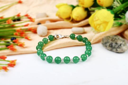 Green Jade Round bracelet - 8mm