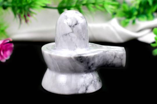 Howlite Shivlinga - 96 gms