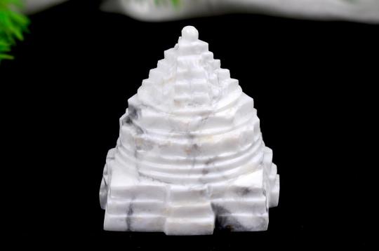 Howlite Shreeyantra - 86 gms