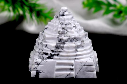 Howlite Shreeyantra - 86 gms - I