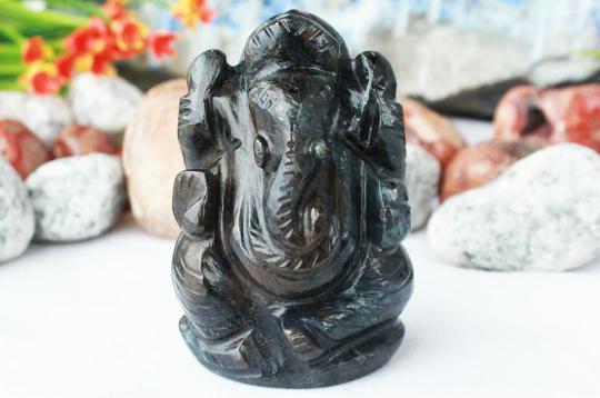 Iolite Ganesha - 66 gms