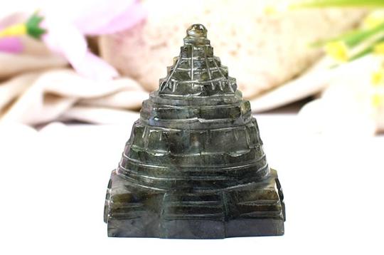 Labradorite Shree Yantra - 161 gms