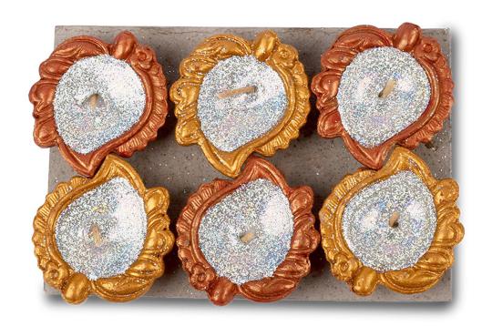 Leaf design Earthen Diya - Set of 6