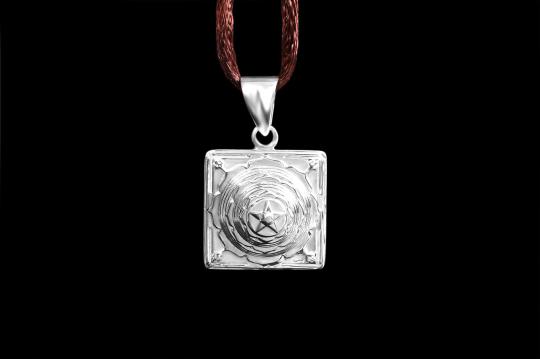 Mahamrityunjaya Yantra Locket in Silver - 3D