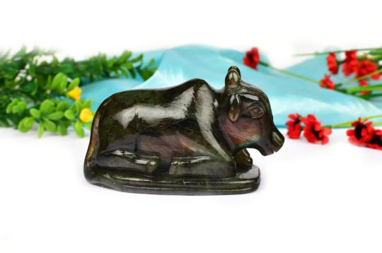 Nandi in Labradorite - 458 gms