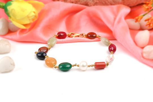 Navratna Bracelet in gold wire