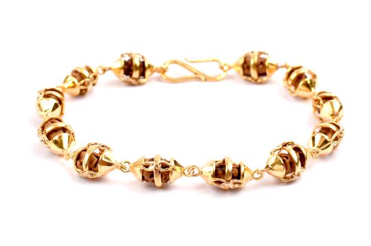 One mukhi from Java Indonesia in Gold Bracelet
