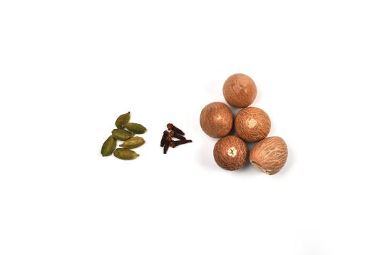 Pack of Supari Clove Cardamom