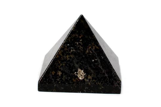 Pyramid in Black Tourmaline - 116 gms