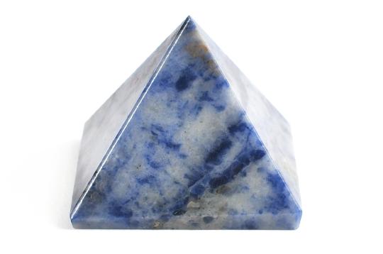 Pyramid in Blue Sodalite - Communication and creativity - 53 gms