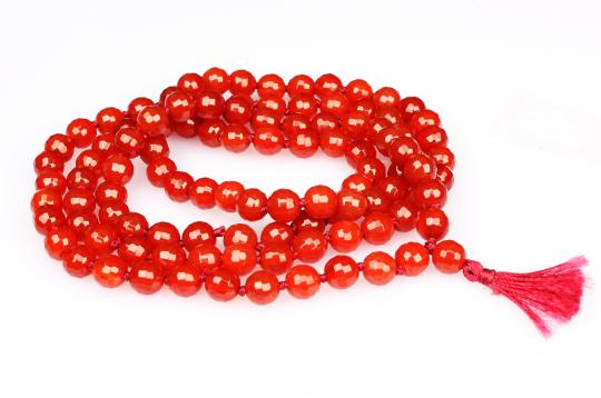 Red carnelian - faceted - 6mm