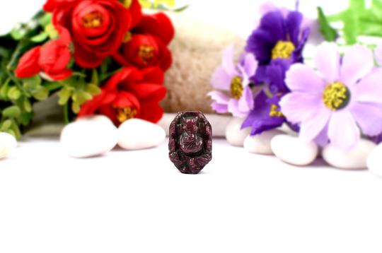 Ruby Ganesh - Right Trunk - 56 carats