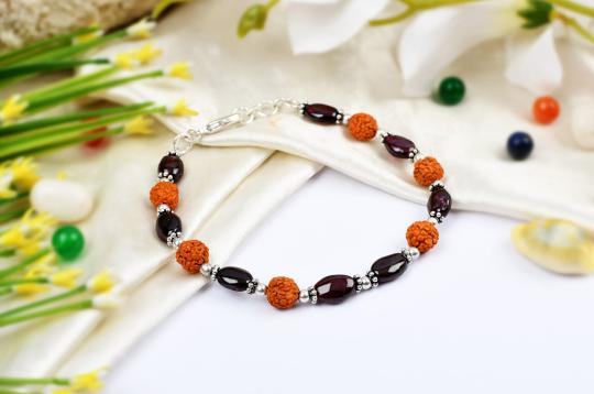 Rudraksha Garnet Bracelet - Design I