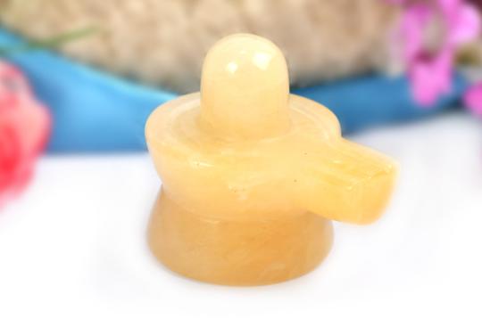 Shivlinga in Yellow Jade - 101 to 110 gms
