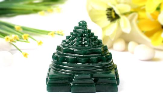 Shree Yantra in Columbian Green Jade - 174 gms