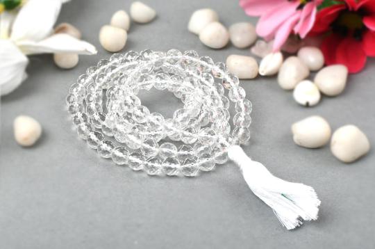 Sphatik diamond cut mala