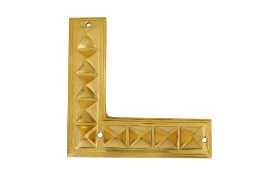 Vastu Angle Strip - 9 Pyramids