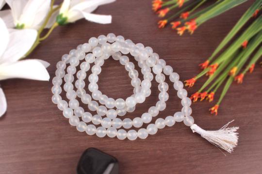 White Agate Faceted mala - 8mm