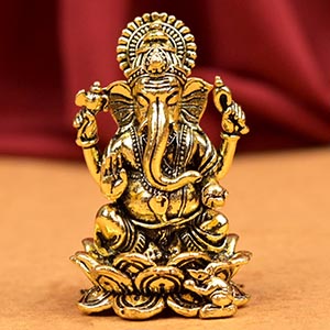 Ganesh on Lotus Ashtadhatu Idol